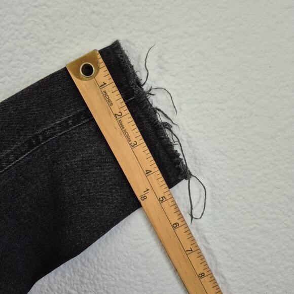 We The Free Jeans Womens 26 Black Distressed Mid Rise Button Fly Ladies Pants - Picture 6 of 16